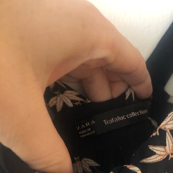 Zara Black Leaf Print Sleeveless Wide Leg Jumpsuit - Picture 6 of 9